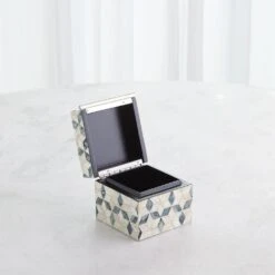 Capiz Shell Tray-Sm -France and Son Store 90092 4fe9fce6 d9fd 4109 8993 9d07239aab69