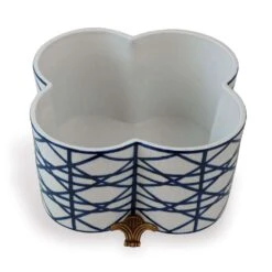 Gazebo Quatrefoil Planter -France and Son Store ACBS 145 07 3Z