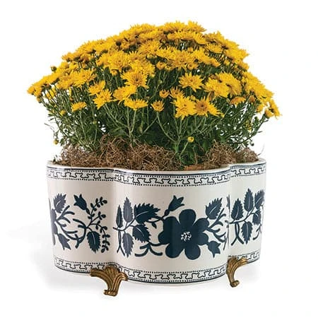 Breckenridge Quatrefoil Planter 6 Breckenridge Quatrefoil Planter - Image 4