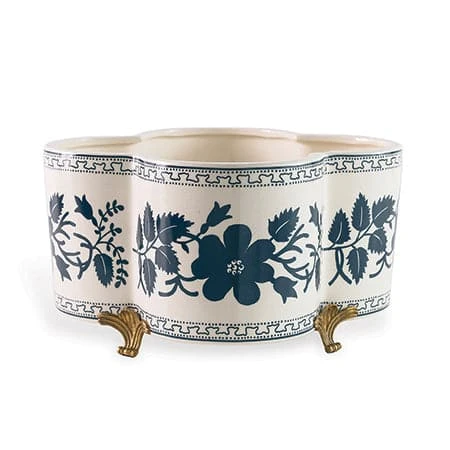 Breckenridge Quatrefoil Planter 3 Breckenridge Quatrefoil Planter
