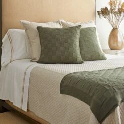 Cesta Throw -France and Son Store Cesta Olive Lifestyle 2 500x500 crop center 2x fb05158d ac04 483e aa8c f219a6d9c0fc