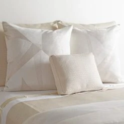 Clio Throw 16 Clio Throw -France and Son Store Clio Pearl Lifestyle 2 500x500 crop center 40124a58 768d 4f1a 98ad 170c682198f9