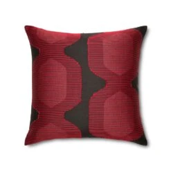 Lantern Sham -France and Son Store Lantern Silo SHLNE BLK RED 500x500 crop center 2x 4069889b 2ee6 4585 a0f2 da365f251db0