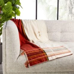 Tenzin Tribal Red/ Cream Throw (42"X72") -France and Son Store NGD09 4