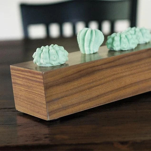 Resin Cactus Centerpiece Wall Play™ 4 Resin Cactus Centerpiece Wall Play™ - Image 2