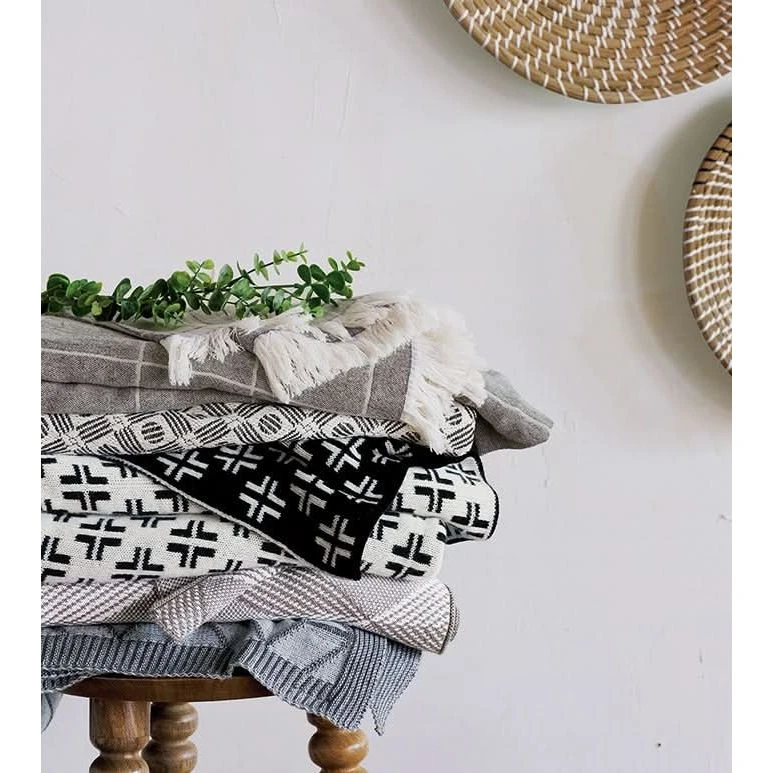 Lynda Criss-cross Knit Throw In Black 6 Lynda Criss-cross Knit Throw In Black - Image 4